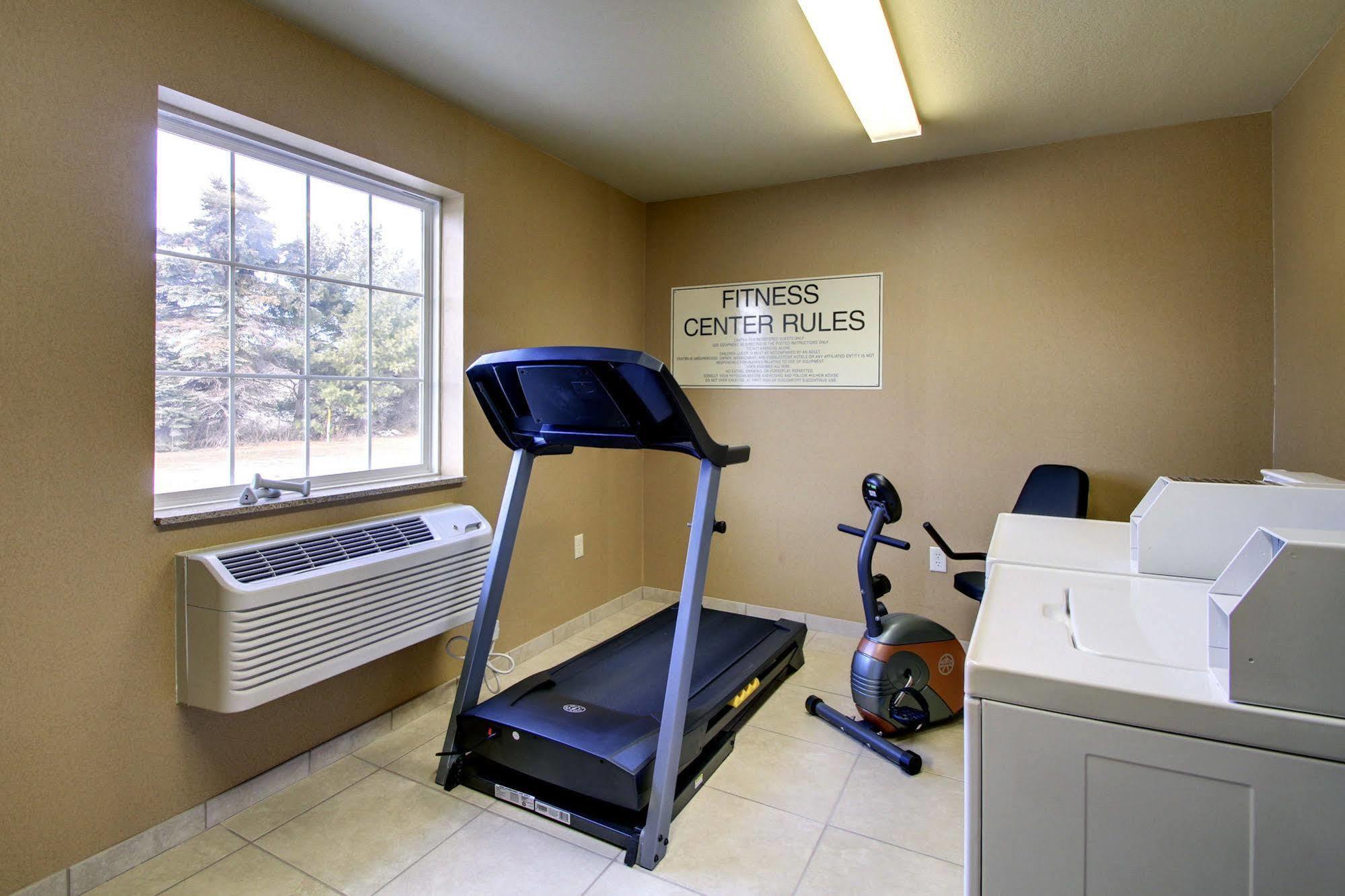 Cobblestone Inn & Suites - Hartington Exteriör bild